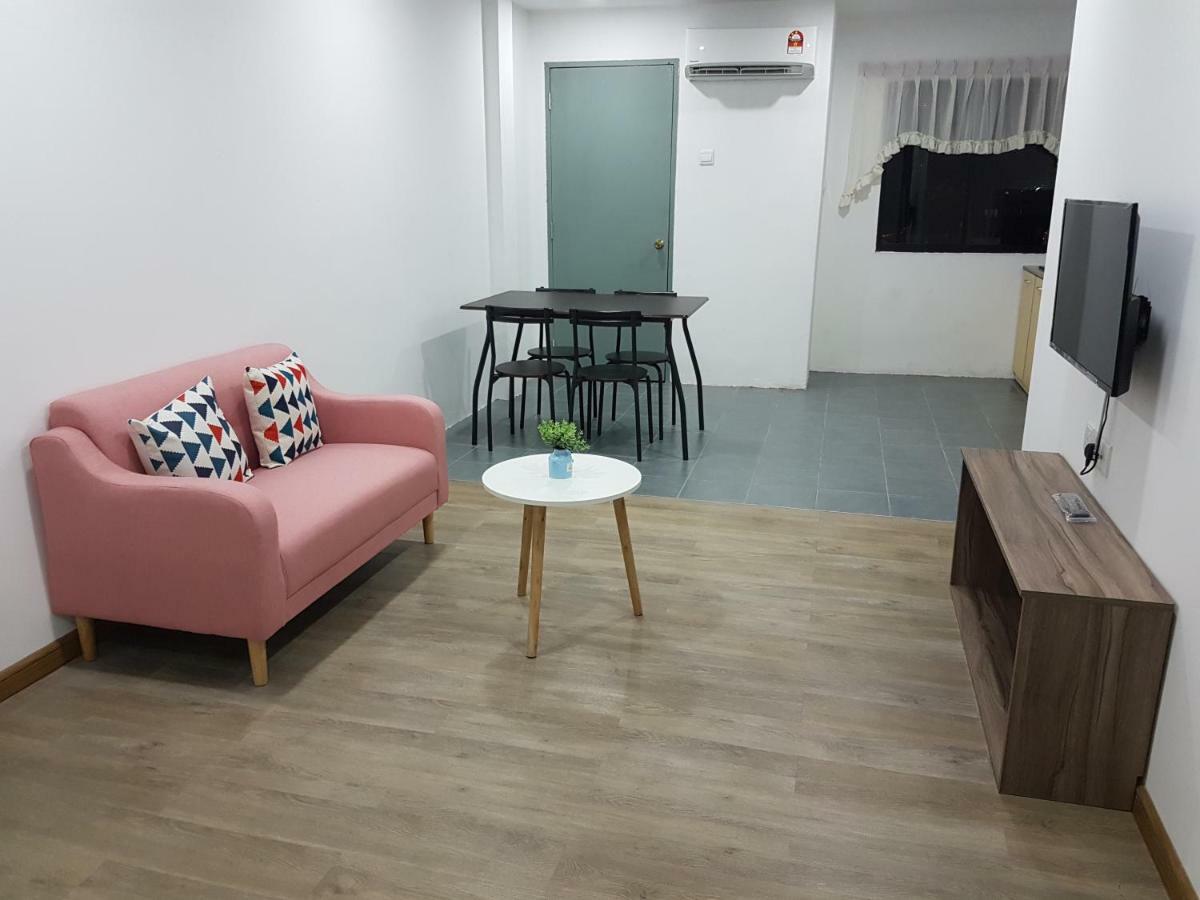 Sembulan @ Ning Guesthouse 宁舒民宿 Kota Kinabalu Buitenkant foto