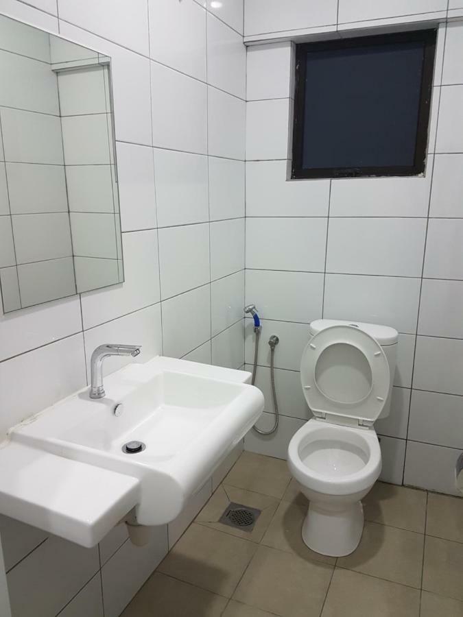 Sembulan @ Ning Guesthouse 宁舒民宿 Kota Kinabalu Buitenkant foto